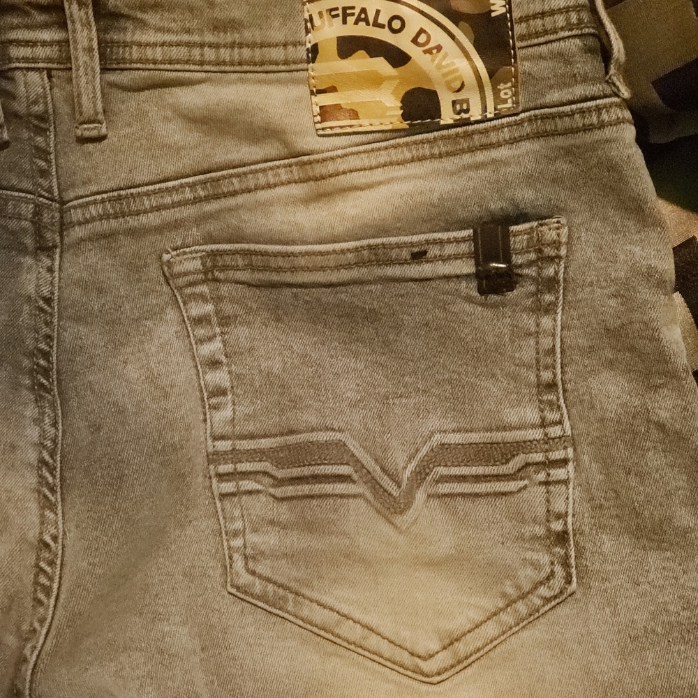Jeans - Picture 2 of 6